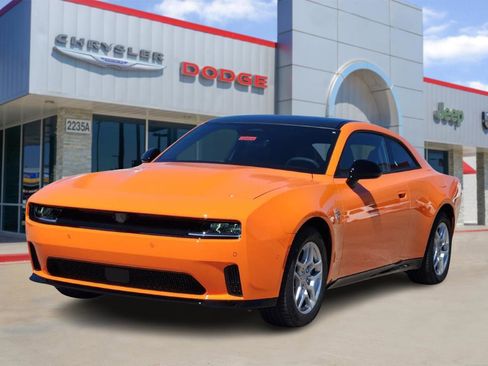 New 2025 Dodge Charger Daytona R/T w/ Sun & Sound Package AWD/4WD image 2