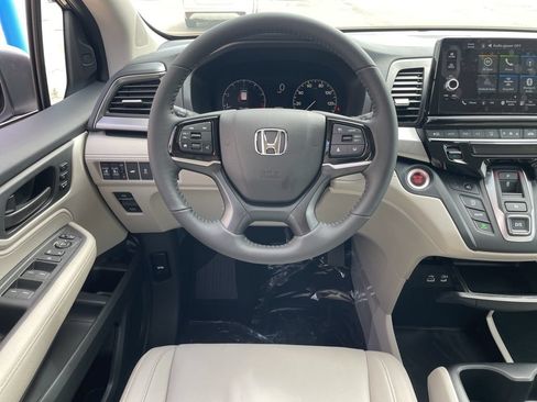 New 2026 Honda Odyssey EX-L image 13