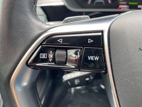 Used 2023 Audi e-tron Premium Plus AWD/4WD image 10
