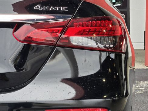 Used 2021 Mercedes-Benz E 350 4MATIC Sedan image 9