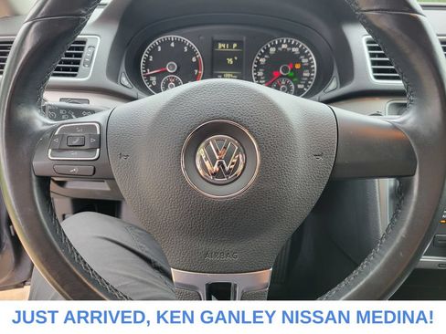 Used 2015 Volkswagen Passat 1.8T Limited Edition FWD image 12