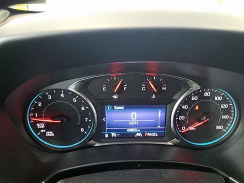 Used 2020 Chevrolet Equinox LT FWD image 9