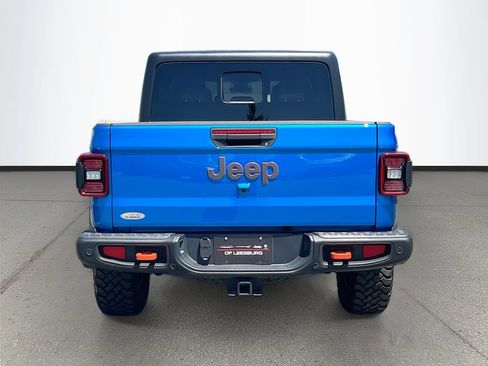 Used 2024 Jeep Gladiator Mojave w/ Technology Group AWD/4WD image 6