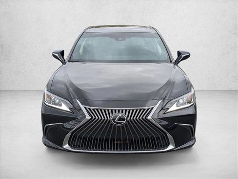 Used 2021 Lexus ES 250 w/ Premium Package image 2