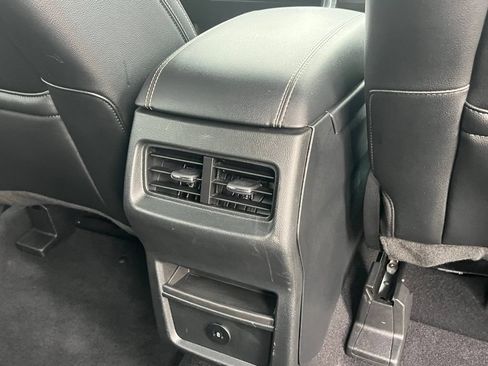 Used 2023 Ford Edge ST AWD/4WD image 19
