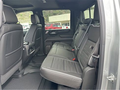 New 2026 GMC Sierra 2500 AT4X image 16