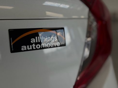 Used 2019 Honda Civic EX-L image 36