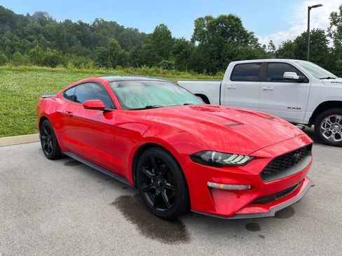 Used 2018 Ford Mustang Coupe w/ Black Accent Pkg RWD image 7