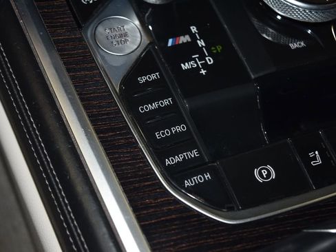 Used 2019 BMW M850i xDrive Convertible w/ Driver Assistance Package AWD/4WD image 17