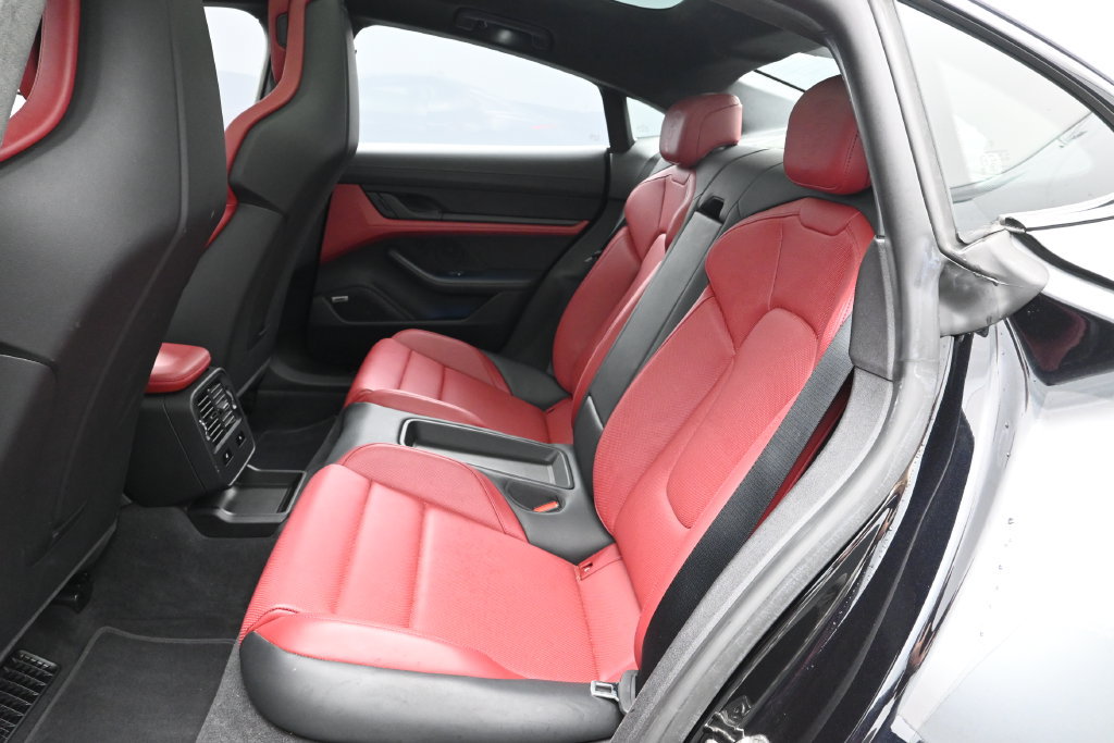 Certified 2024 Porsche Taycan GTS AWD/4WD image 18