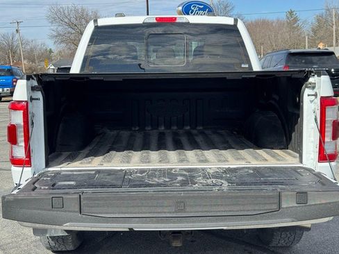 Used 2022 Ford F150 Lariat w/ Equipment Group 502A High AWD/4WD image 4