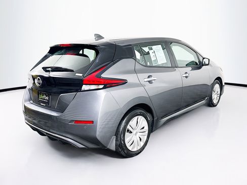 Used 2023 Nissan Leaf S image 9