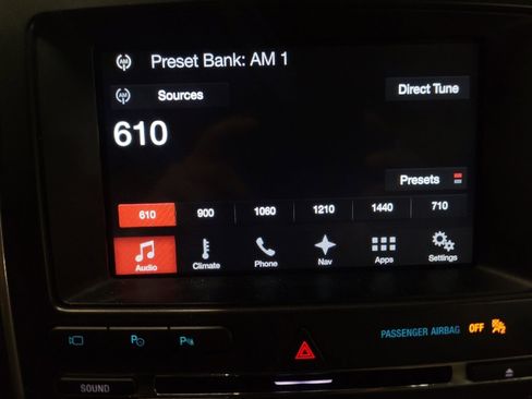 Used 2017 Ford Explorer Platinum AWD/4WD image 25