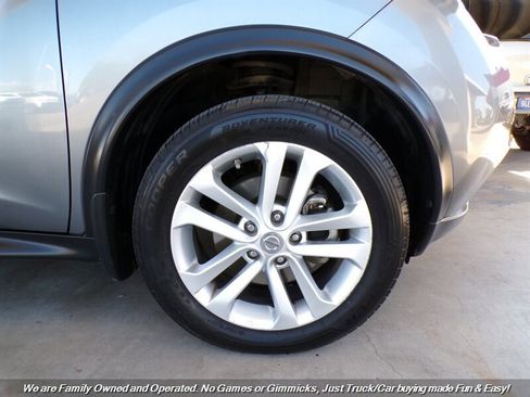 Used 2015 Nissan Juke S image 40