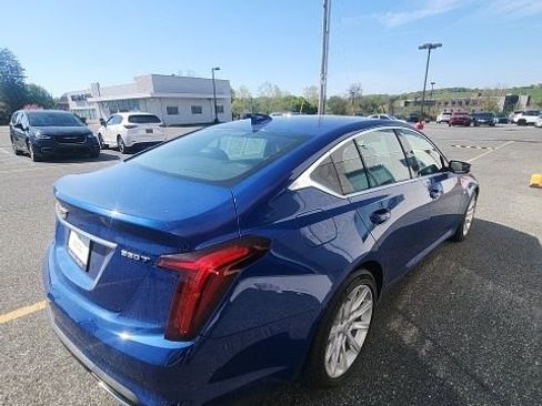 Used 2021 Cadillac CT5 Luxury w/ Cold Weather Package image 8