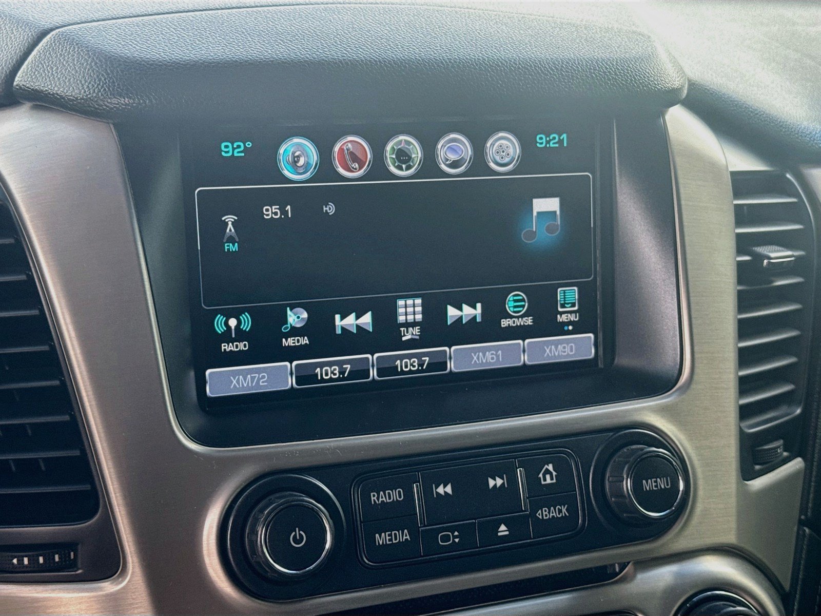 Used 2019 GMC Yukon Denali w/ Denali Ultimate Package AWD/4WD image 15
