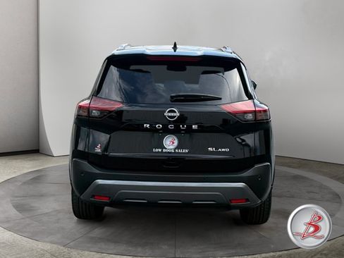 Used 2023 Nissan Rogue SL AWD/4WD image 6