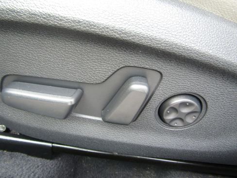 Used 2015 Hyundai Sonata Limited w/ Option Group 06 image 22