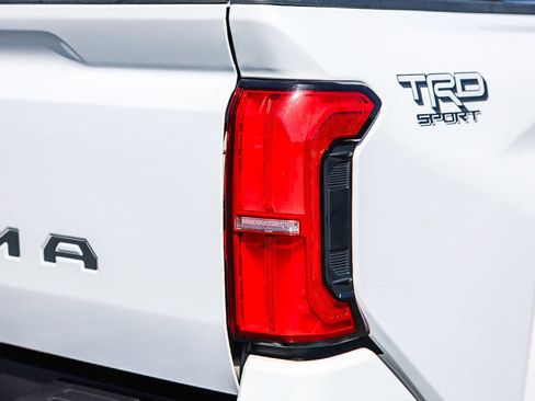 Certified 2024 Toyota Tacoma TRD Sport AWD/4WD image 26