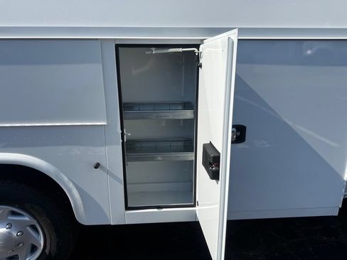 New 2026 Ford E-350 and Econoline 350 Super Duty w/ Power Equipment Group RWD image 51