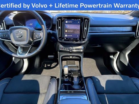 Used 2023 Volvo C40 P8 Recharge Ultimate image 20