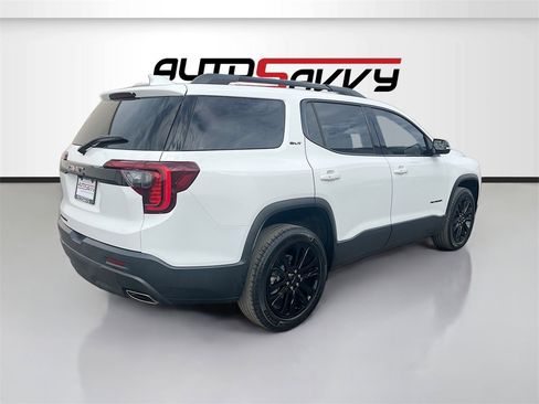 Used 2023 GMC Acadia SLT w/ Elevation Edition image 7