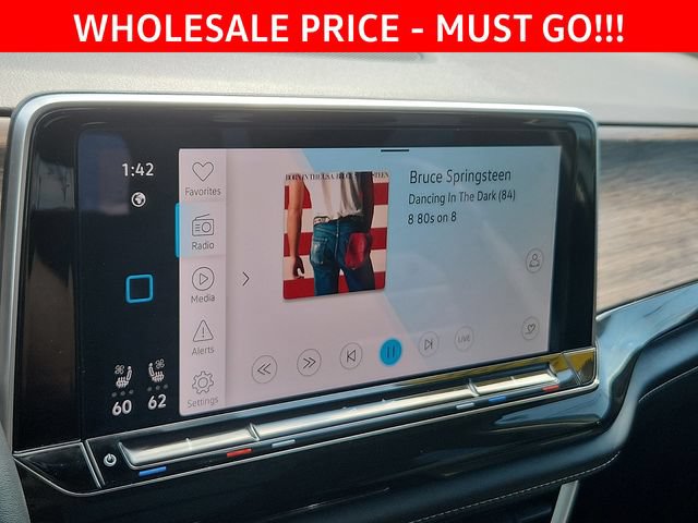 Used 2025 Volkswagen Atlas SEL AWD/4WD image 12