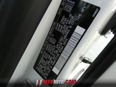 Used 2017 Volvo XC60 T5 Inscription w/ Preferred Option Package FWD image 76