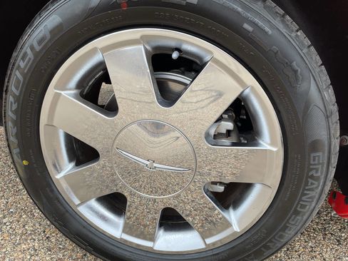 Used 2002 Ford Thunderbird Deluxe image 8