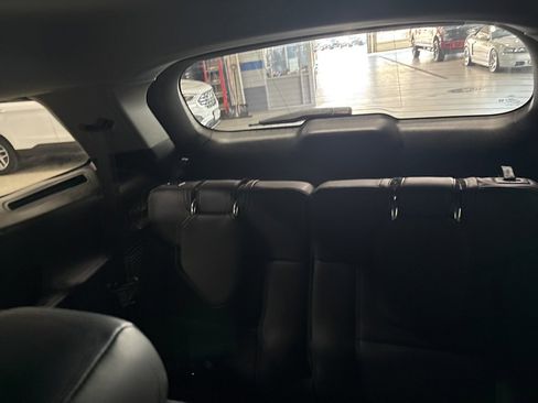 Used 2022 Ford Explorer XLT w/ Equipment Group 202A image 24