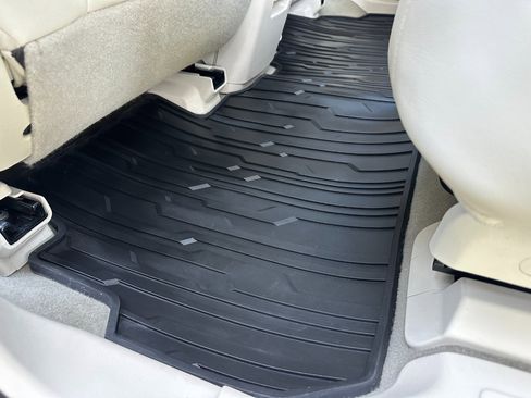 Used 2022 GMC Acadia Denali w/ Denali Technology Package image 20