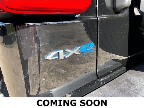 Used 2022 Jeep Wrangler Unlimited Sahara image 34