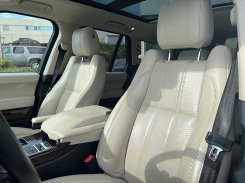 Used 2016 Land Rover Range Rover HSE image 35