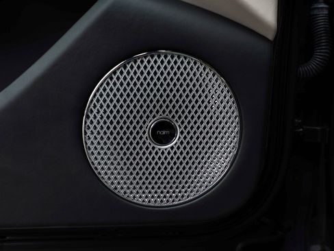 Certified 2024 Bentley Flying Spur W12 image 18