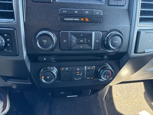 Used 2018 Ford F150 XLT AWD/4WD image 19