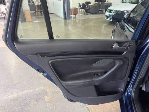 Used 2014 Volkswagen Jetta TDI FWD image 50