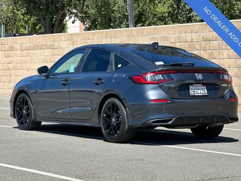 Used 2025 Honda Civic Sport image 6
