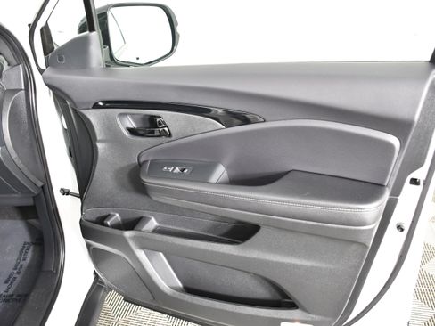 Certified 2023 Honda Passport Elite image 42