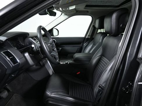 Used 2024 Land Rover Discovery S AWD/4WD image 32