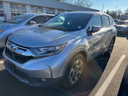 Used 2017 Honda CR-V EX image 3