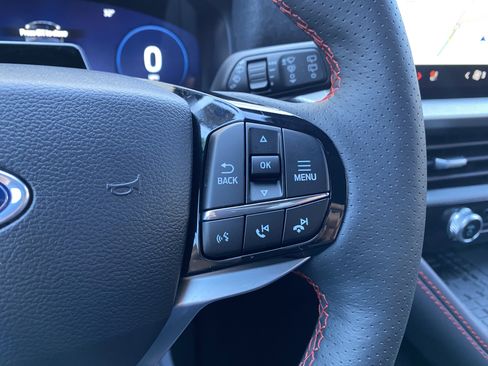 Used 2025 Ford Explorer ST-Line w/ Premium Package image 20