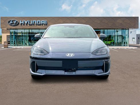 New 2025 Hyundai Ioniq 6 SE image 12