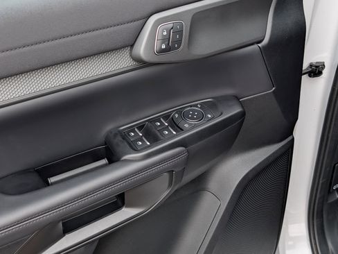 Certified 2025 Ford Ranger Raptor AWD/4WD image 19