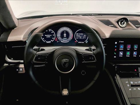 Used 2025 Porsche Panamera Turbo S image 16