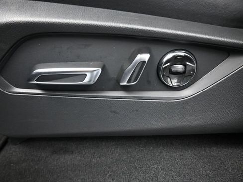 Used 2024 Acura MDX SH-AWD w/ Advance Package image 31