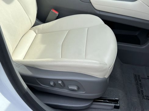 Used 2021 Cadillac XT6 Premium Luxury image 27