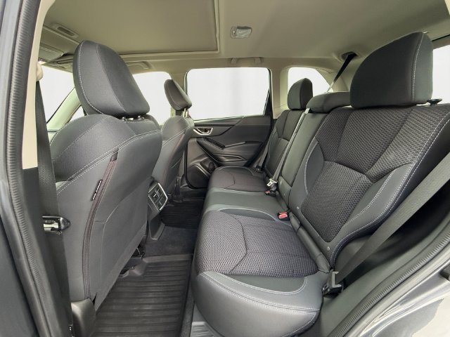 Used 2021 Subaru Forester Premium AWD/4WD image 13
