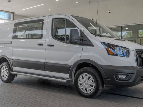 Used 2025 Ford Transit 250 Low Roof w/ Exterior Upgrade Package RWD image 11