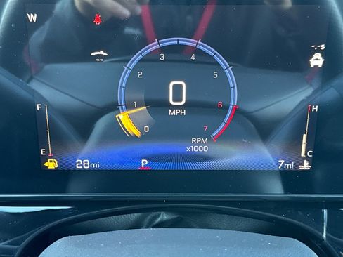 New 2026 Chevrolet Trax RS w/ Sunroof Package image 23