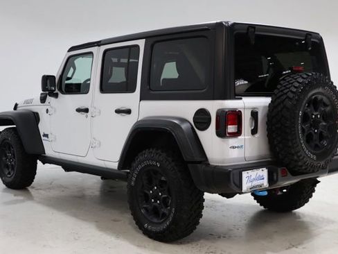 Used 2023 Jeep Wrangler Unlimited w/ Cold Weather Group AWD/4WD image 5